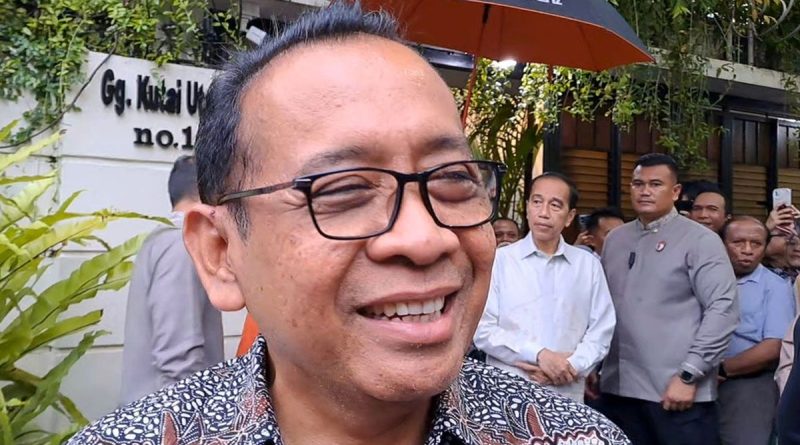 Anak Usia 2 Tahun Pakai Gadget Pratikno Screen Time Kita Tinggi